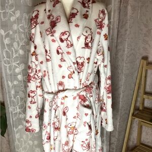 Peanut XL Valentine Robe
